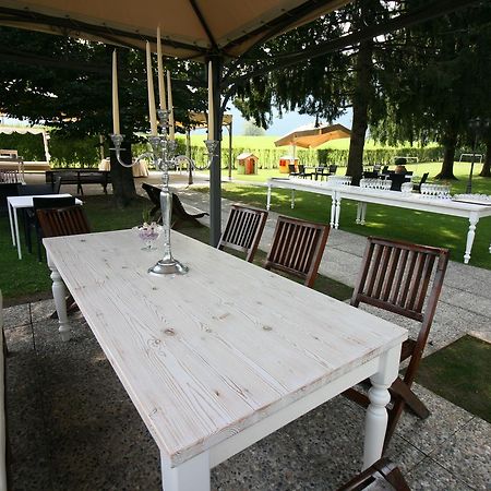 Albergo Ristorante La Bussola クルゾーネ エクステリア 写真
